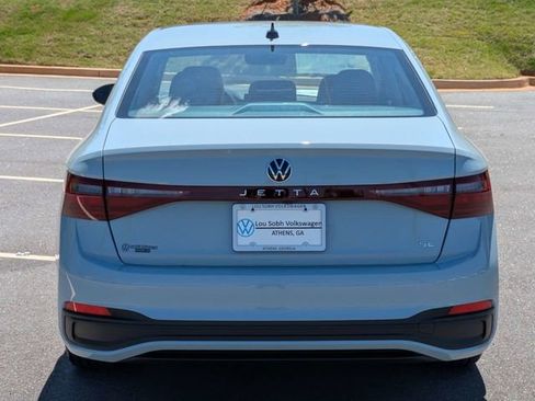 New 2026 Volkswagen Jetta SE FWD image 5