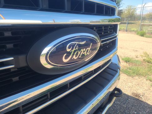 Used 2020 Ford F350 Lariat w/ Lariat Value Package AWD/4WD image 23