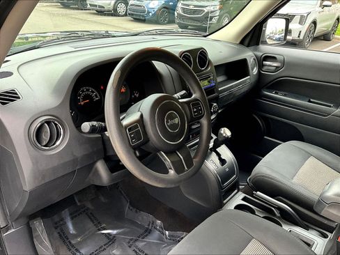 Used 2014 Jeep Patriot Sport w/ Power Value Group FWD image 17