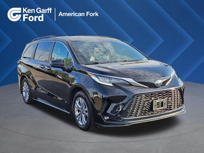 Used 2022 Toyota Sienna XSE
