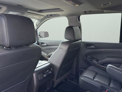 Used 2020 Chevrolet Tahoe LT AWD/4WD image 27