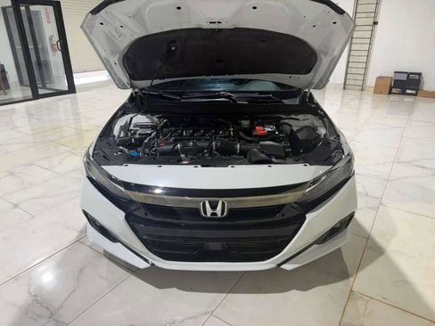 Used 2022 Honda Accord Sport image 4