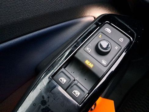 New 2025 Volkswagen ID.4 Pro S Plus AWD/4WD image 26