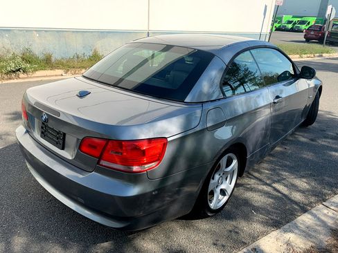 Used 2010 BMW 328i Convertible image 16
