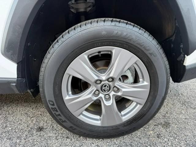 Certified 2025 Toyota RAV4 XLE AWD/4WD image 8