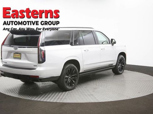 Used 2022 Cadillac Escalade ESV Sport w/ Touring Package image 49