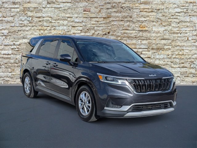 Used 2022 Kia Carnival LX FWD image 1