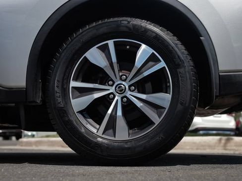 Used 2019 Nissan Murano S FWD image 16