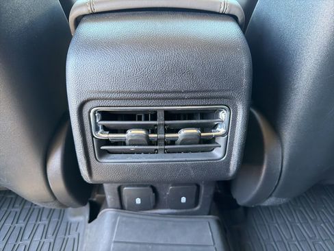 Used 2023 Lincoln Corsair AWD w/ Equipment Group 101A image 16