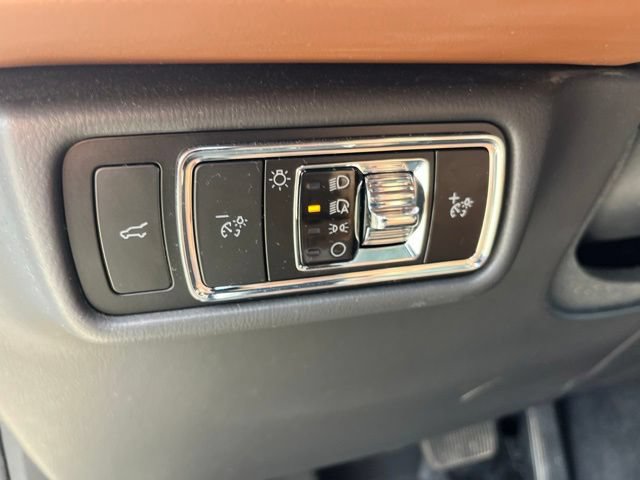 Used 2023 Lincoln Aviator Reserve w/ Equipment Group 201A RWD image 14