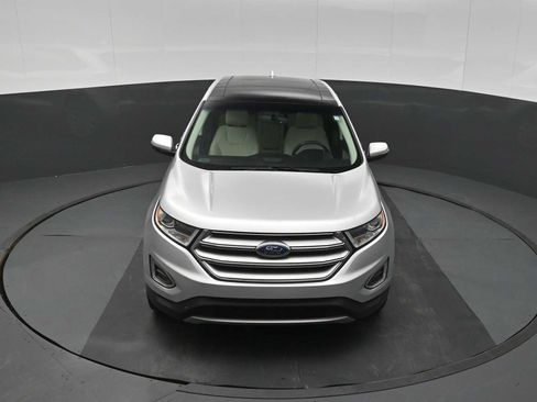 Used 2017 Ford Edge Titanium w/ Equipment Group 301A AWD/4WD image 39
