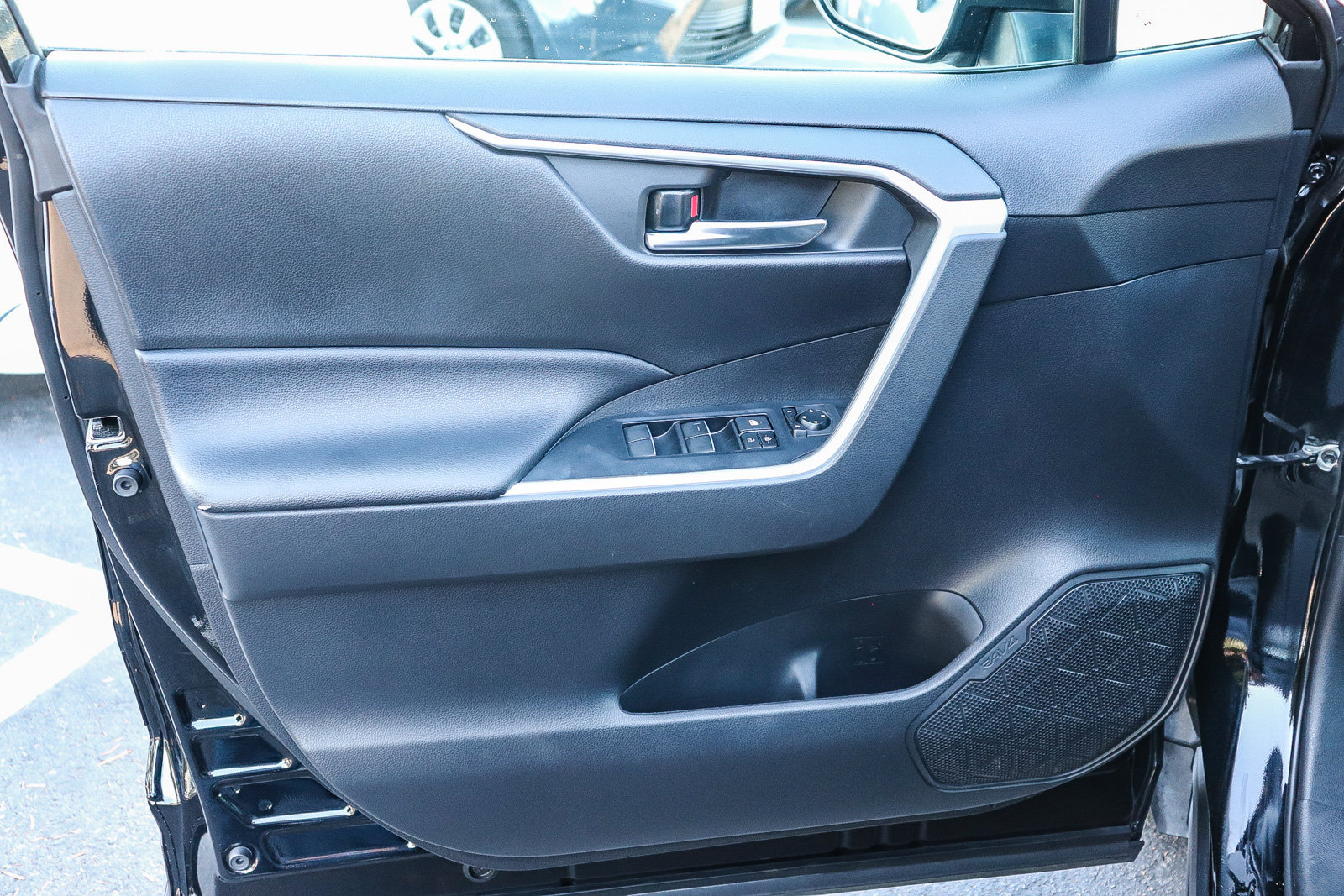 Certified 2019 Toyota RAV4 XLE Premium w/ Carpet Mat Package FWD image 22