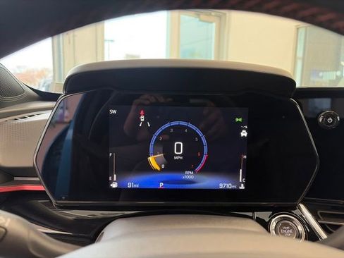 Used 2025 Chevrolet Trax RS w/ Driver Confidence Package image 53