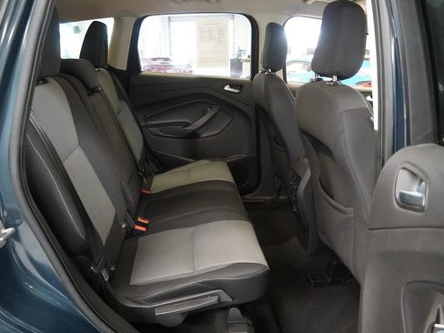 Used 2019 Ford Escape SE AWD/4WD image 29