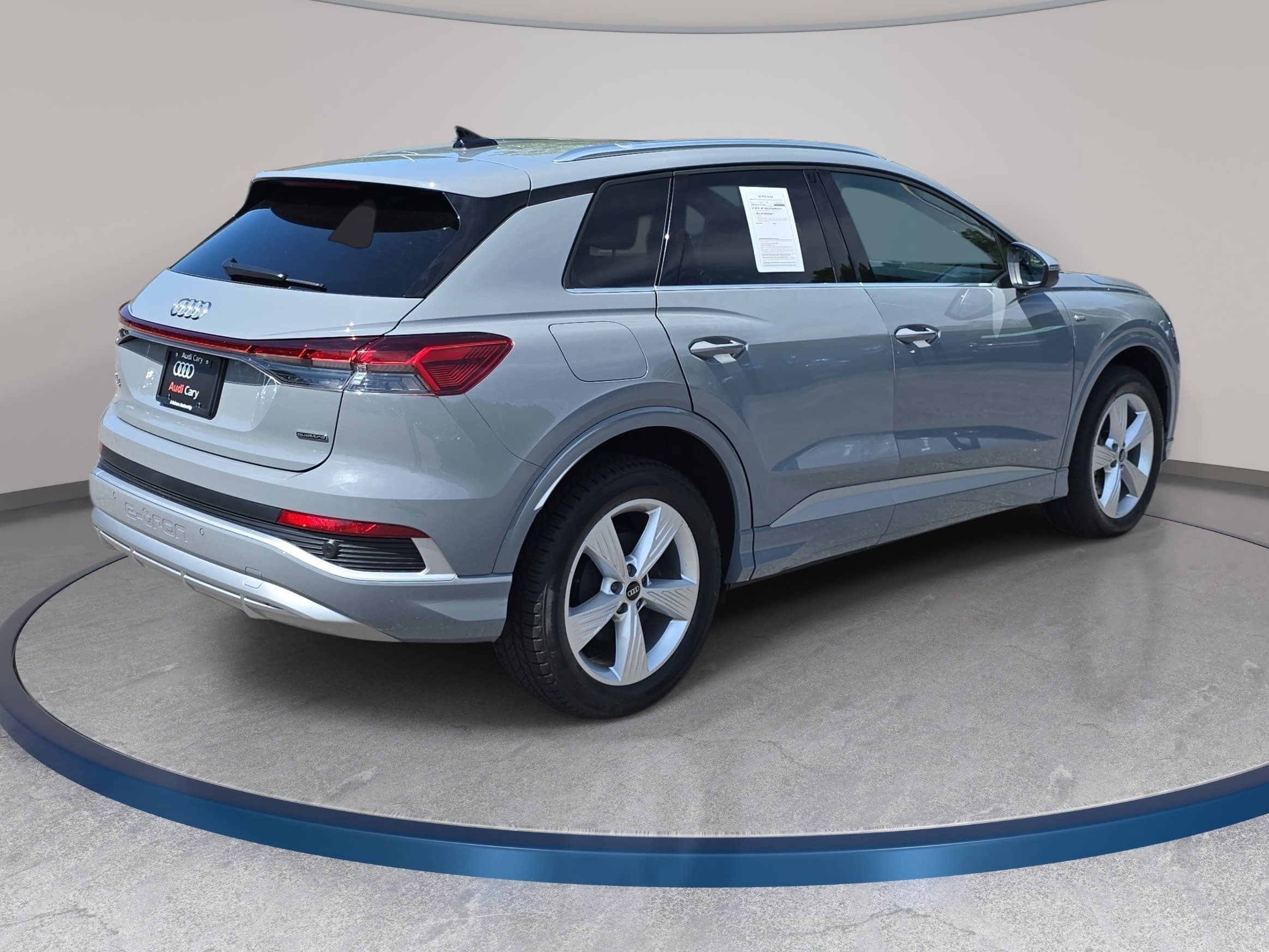 Used 2023 Audi Q4 e-tron Premium w/ Convenience Package AWD/4WD image 5
