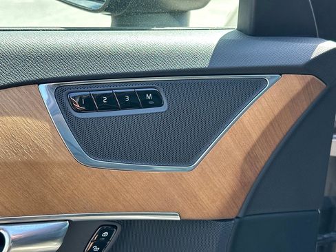 Certified 2023 Volvo XC90 T8 Plus image 16