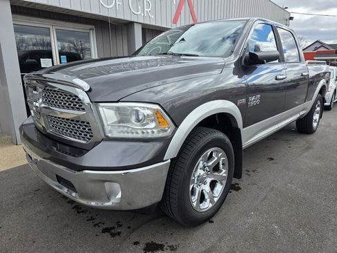 Used 2016 RAM 1500 Laramie image 4