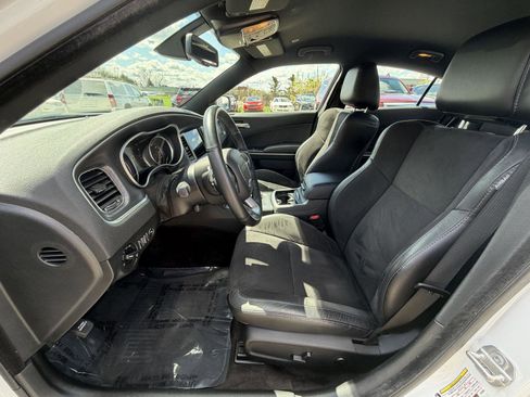 Used 2018 Dodge Charger GT AWD/4WD image 11