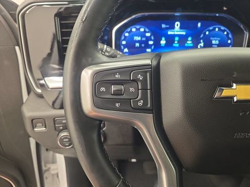 Used 2023 Chevrolet Silverado 1500 LT AWD/4WD image 30