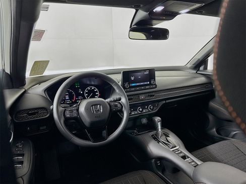 Used 2024 Honda HR-V Sport image 19