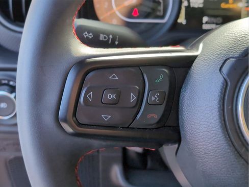 Used 2024 Jeep Wrangler Unlimited Rubicon image 26