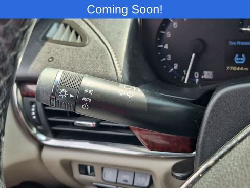 Used 2013 Cadillac ATS Premium w/ Cold Weather Package RWD image 25