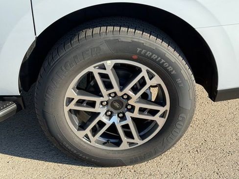 New 2025 Ford Expedition Max Active image 5