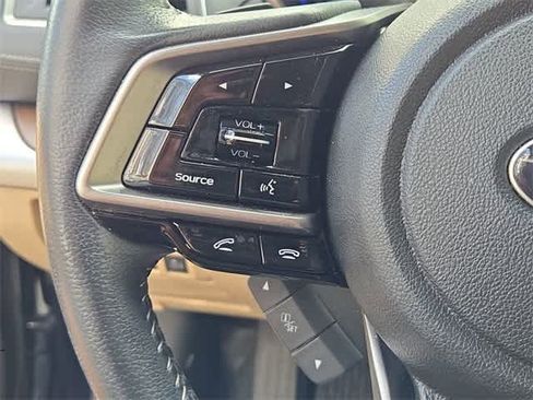 Used 2018 Subaru Outback 3.6R Limited image 23