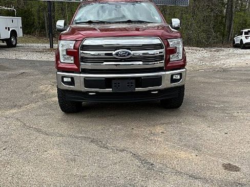 Used 2017 Ford F150 Lariat w/ Equipment Group 502A Luxury AWD/4WD image 2