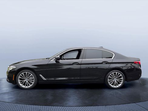Used 2023 BMW 540i w/ Executive Package RWD image 3