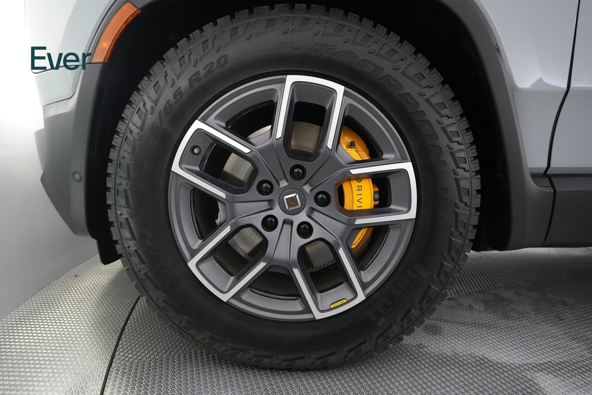 Used 2022 Rivian R1T Adventure AWD/4WD image 20