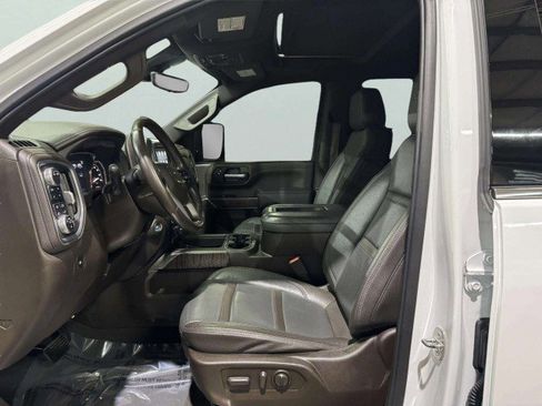 Used 2021 GMC Sierra 3500 Denali w/ Denali Ultimate Package image 22