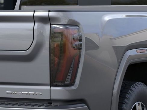 New 2026 GMC Sierra 2500 Denali w/ Denali Reserve Package AWD/4WD image 11