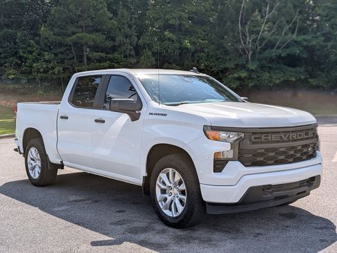 Used 2023 Chevrolet Silverado 1500 Custom RWD image 11