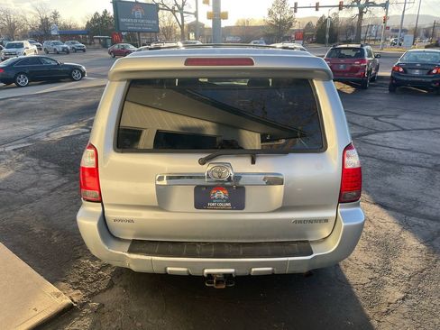 Used 2008 Toyota 4Runner SR5 w/ SR5 Extra Value Pkg 1 image 4