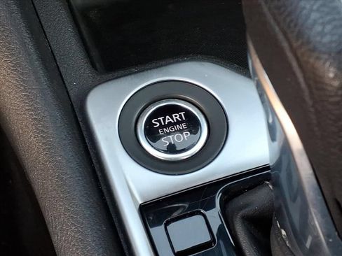 Used 2024 Nissan Sentra SV FWD image 12