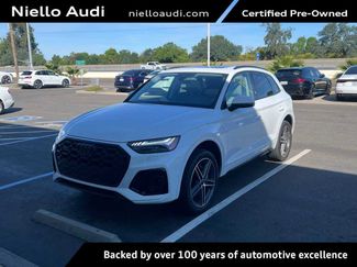Used 2023 Audi Q5 e Prestige w/ Prestige Package video 1