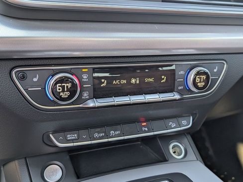 Used 2018 Audi Q5 2.0T Premium Plus w/ Premium Plus Package image 28