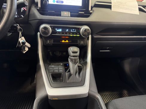 Certified 2025 Toyota RAV4 LE AWD/4WD image 20