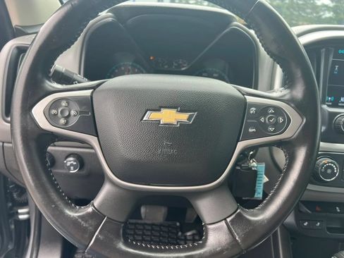 Used 2018 Chevrolet Colorado LT w/ LT Convenience Package AWD/4WD image 30