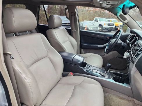 Used 2004 Toyota 4Runner Limited image 37