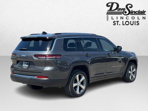 Used 2022 Jeep Grand Cherokee L Limited AWD/4WD image 3