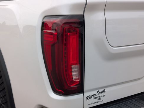 Used 2021 GMC Sierra 2500 Denali w/ Denali Ultimate Package AWD/4WD image 11