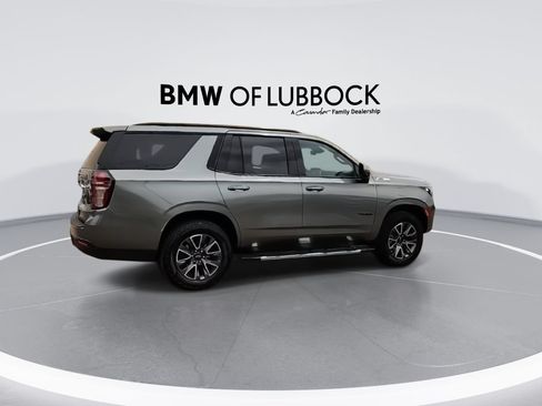 Used 2023 Chevrolet Tahoe Z71 w/ Luxury Package AWD/4WD image 8