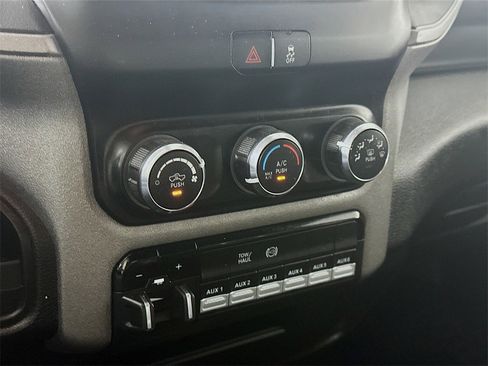 Used 2024 RAM 3500 Tradesman w/ Chrome Appearance Group image 18