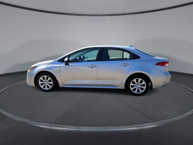 Used 2026 Toyota Corolla LE FWD image 5