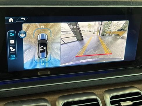 New 2025 Mercedes-Benz GLS 580 4MATIC image 24