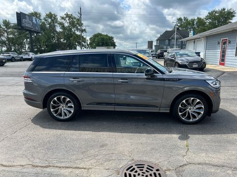 Used 2022 Lincoln Aviator Grand Touring w/ Equipment Group 301A AWD/4WD image 8