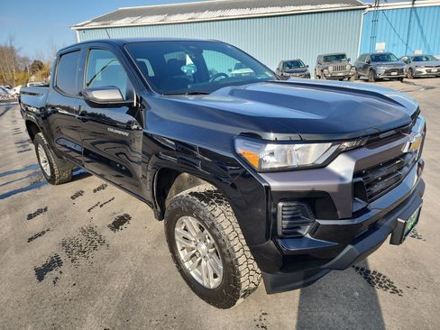 Certified 2023 Chevrolet Colorado LT image 2