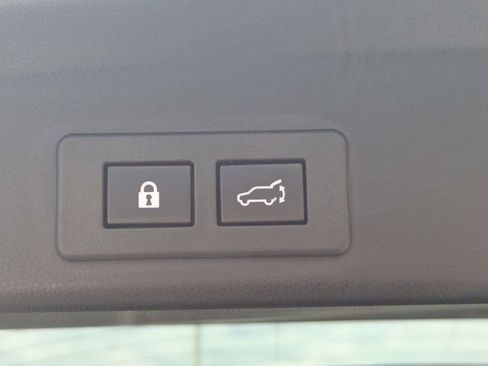 Certified 2025 Subaru Ascent Bronze Edition AWD/4WD image 15